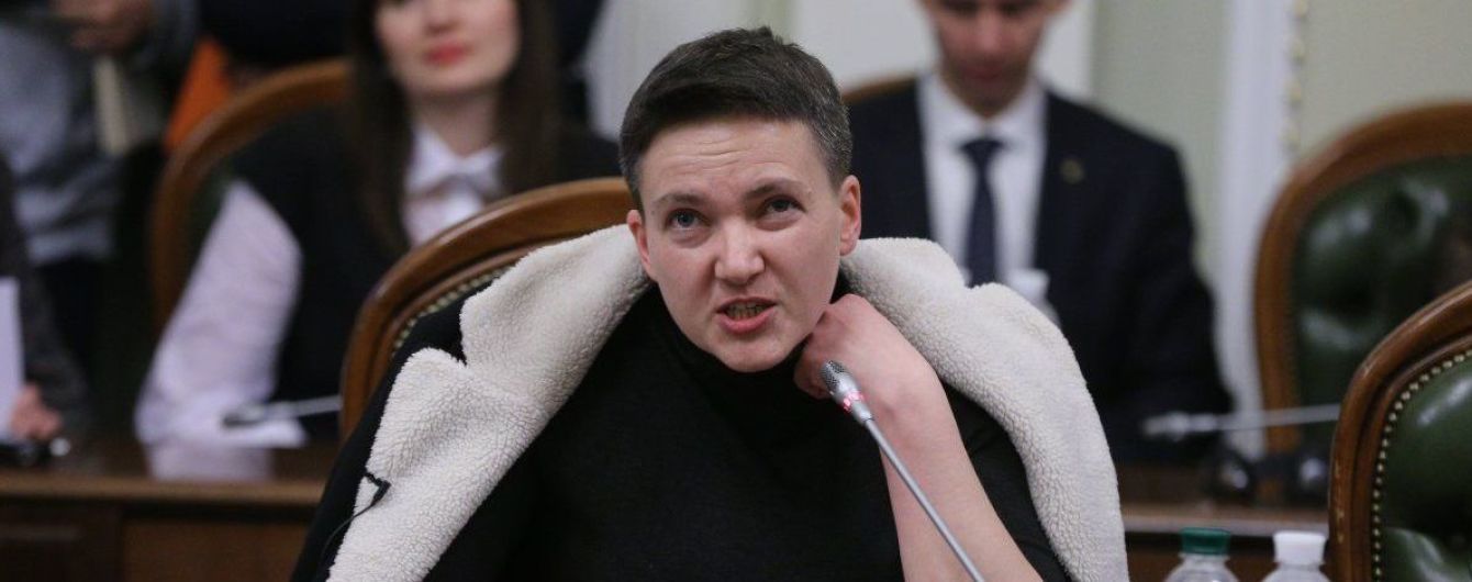 Суд продлил арест Савченко