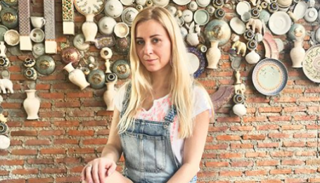 Таиландские каникулы: Тоня Матвиенко в бикини сверкнула татуировкой