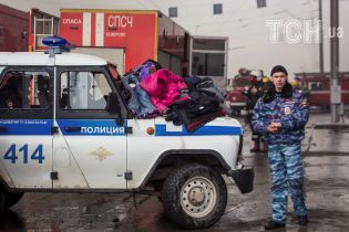Житель Кемерова, сім'я якого загинула в торговому центрі, опублікував нове відео початку пожежі