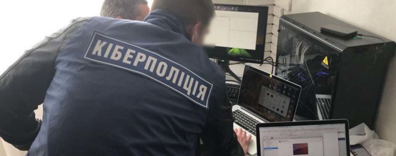 В Запорожье задержали фотографа детских праздников, который насиловал 2-летнюю девочку