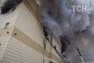 "Ми вже 20 хвилин помираємо". В Мережі опублікували моторошні аудіозаписи із кемеровської "Зимової вишні"