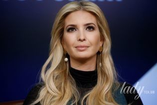 В зеленом наряде и ботинках на каблуке: Иванка Трамп в стильном образе приняла участие в форуме
