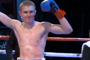 Непобедимый украинец будет боксировать в андеркате финала WBSS Усик - Гассиев