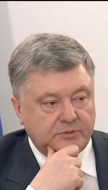 Петр Порошенко рассказал, когда закончится АТО