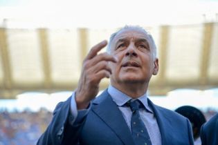 Президент "Ромы" отпраздновал в фонтане исторический выход в полуфинал Лиги чемпионов