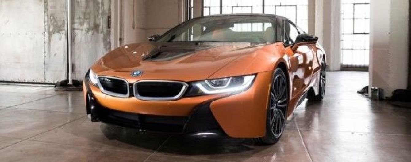 Спорткар BMW укомплектуют металлическими деталями, напечатанными 3D-принтером