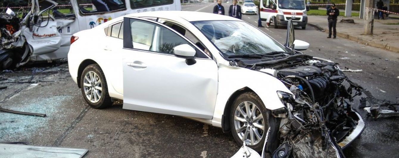 Водитель Mazda, устроивший смертельную аварию в Кривом Роге, умер в СИЗО