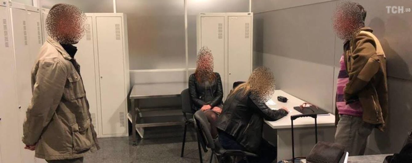 Полиция задержала киевлянку, которая продавала девушек в секс-рабство