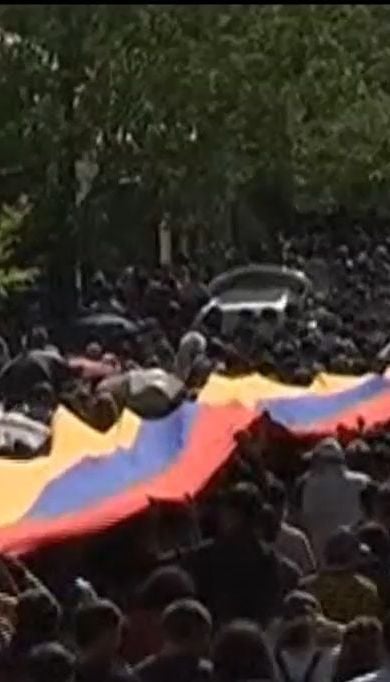 Армяне собираются на новые массовые протесты