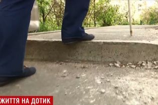 Угрожающий Киев: крупнейшим городом страны опасно передвигаться людям с нарушениями зрения