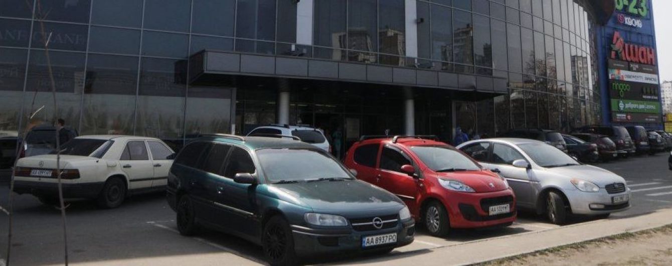 Середній вік автомобілів в Україні перевищує 20 років