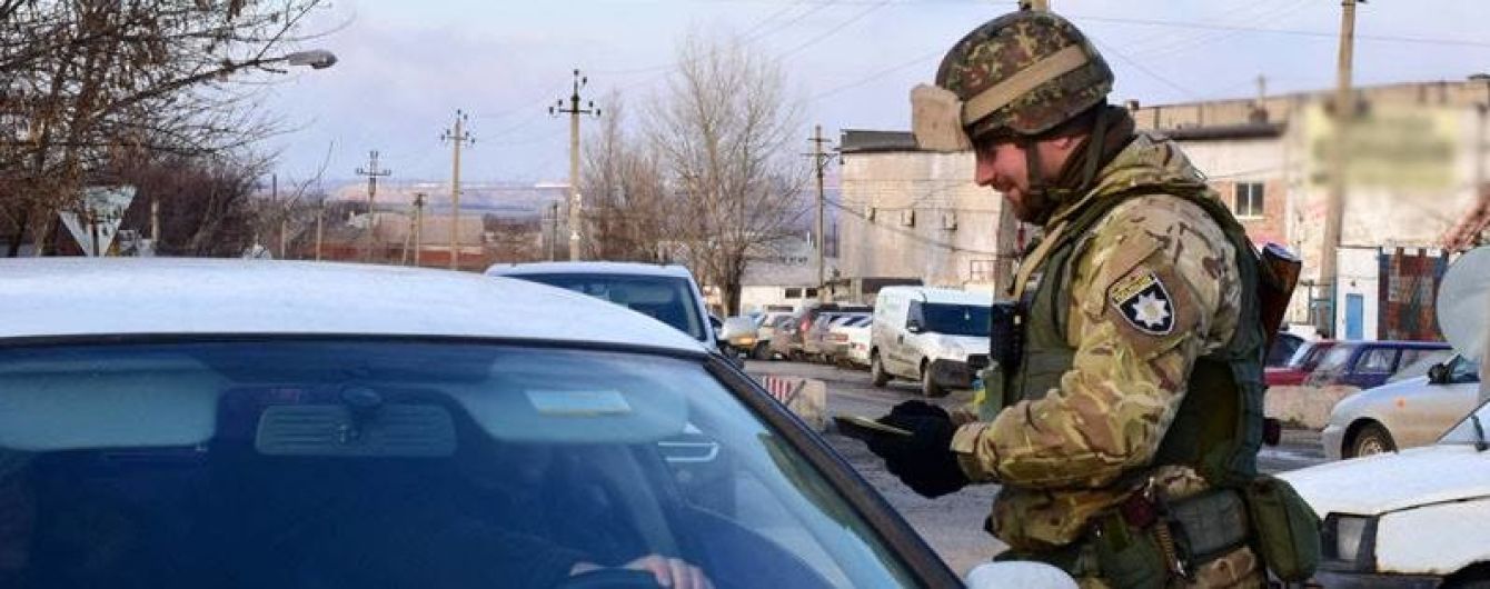 Замість блокпостів на Донбасі поліція створить понад 100 додаткових мобільних патрулів