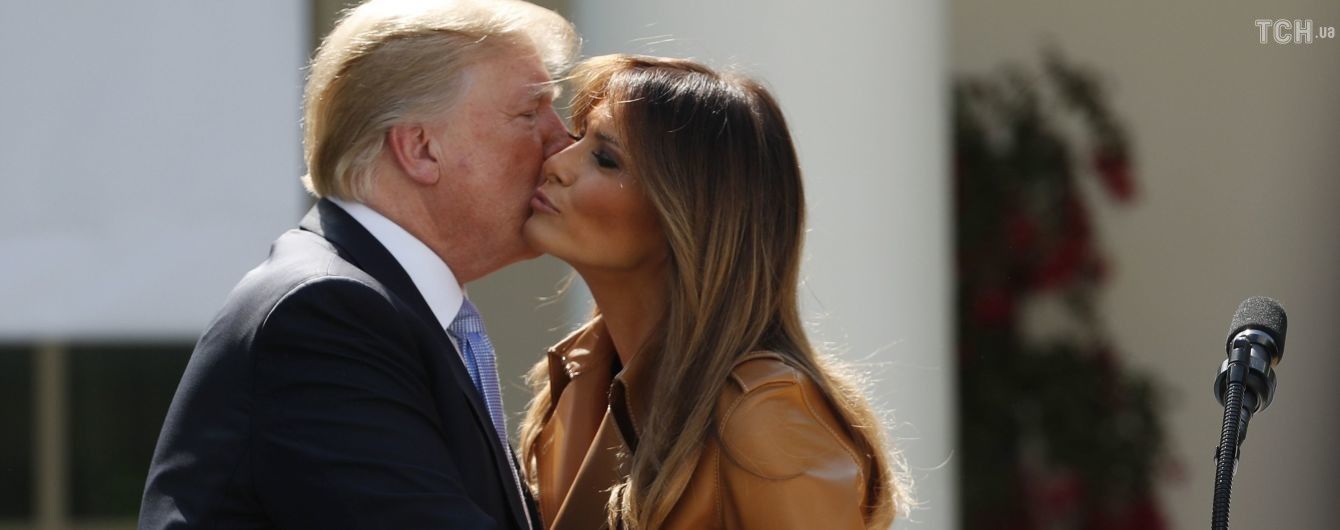 Трамп посетил свою жену Меланию в больнице и рассказал о ее состоянии