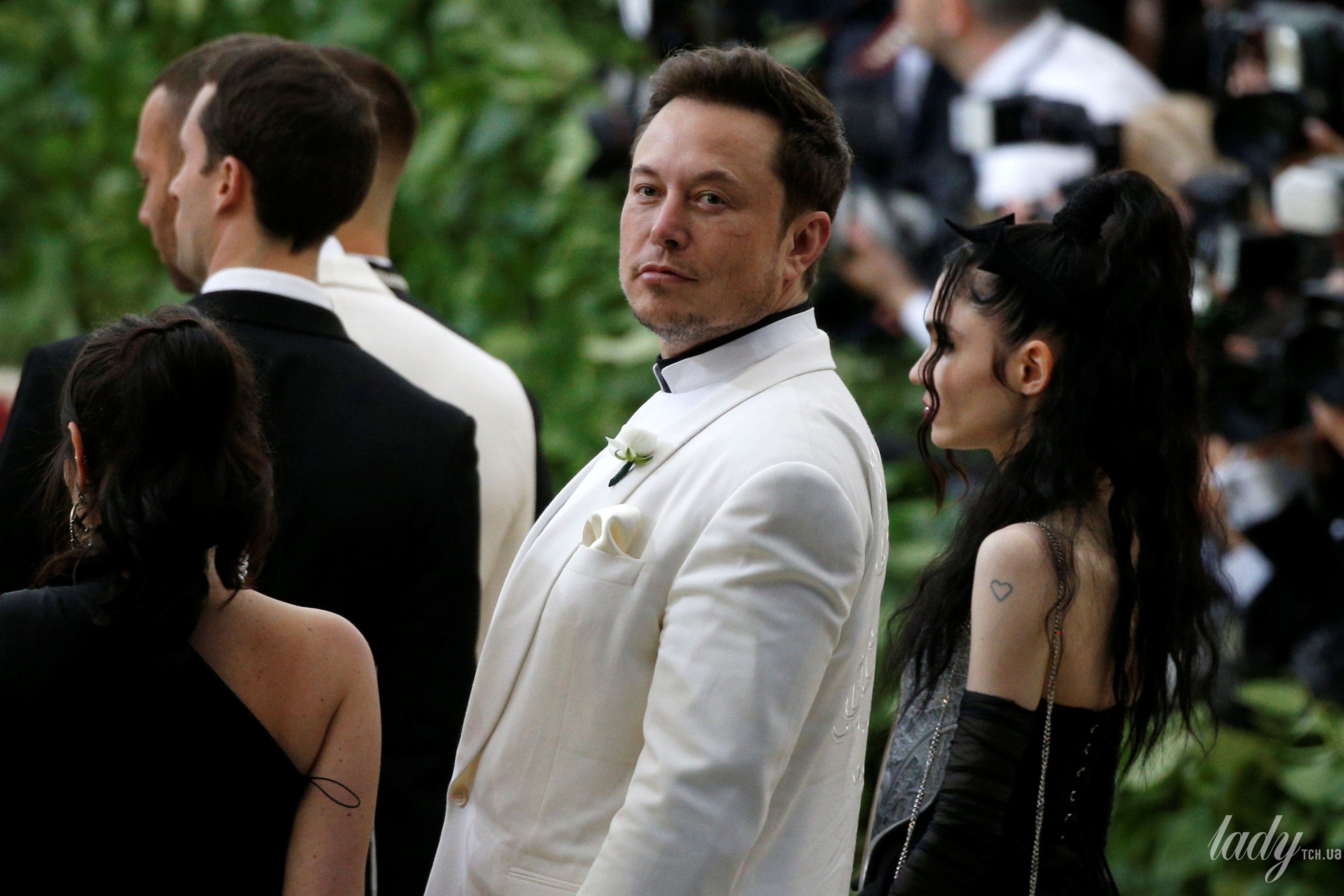 Илон Маск на Met Gala-2018_5