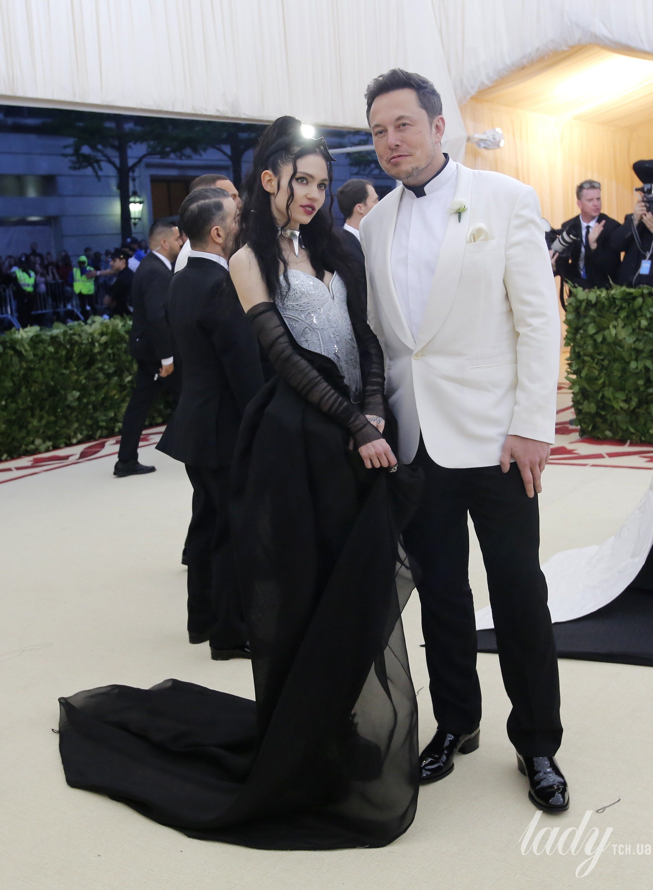 Илон Маск на Met Gala-2018_1