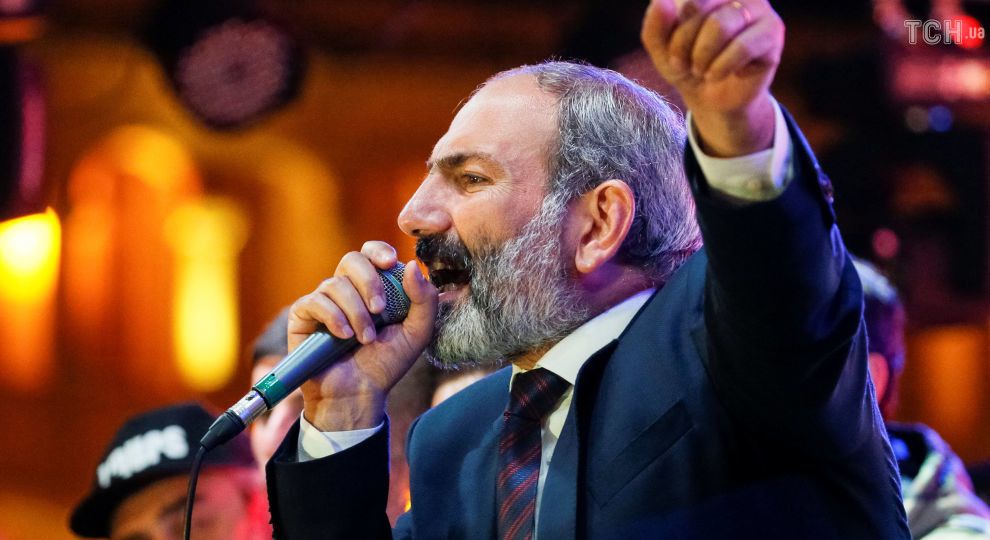 "Успіхів на виборах". Нікол Пашинян офіційно подав у відставку з поста прем'єра Вірменії