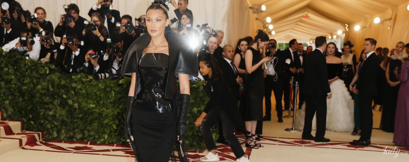 В коже и латексе: экстравагантный образ Беллы Хадид на Met Gala-2018
