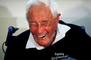 "Старение – это позорно": 104-летний австралийский ученый совершил самоубийство в Швейцарии