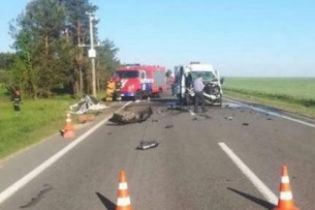 В Беларуси в ДТП попала детская футбольная команда из Украины. Есть погибший