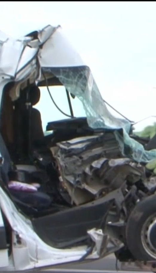 Украинские школьники в результате аварии в Беларуси попали в больницу, погиб школьник