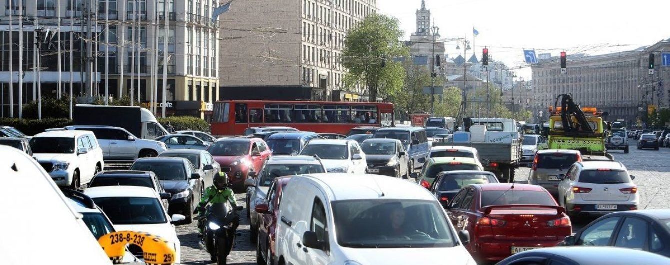 Эксперт объяснил причины невероятных пробок в Киеве