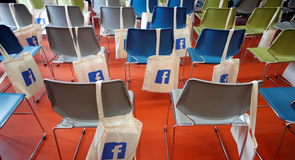 Facebook планує змінити дизайн Messenger