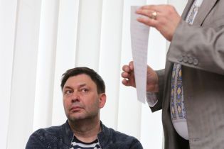 Суд арештував квартиру, автівки та інше майно керівника "РИА Новости Украина" Вишинського