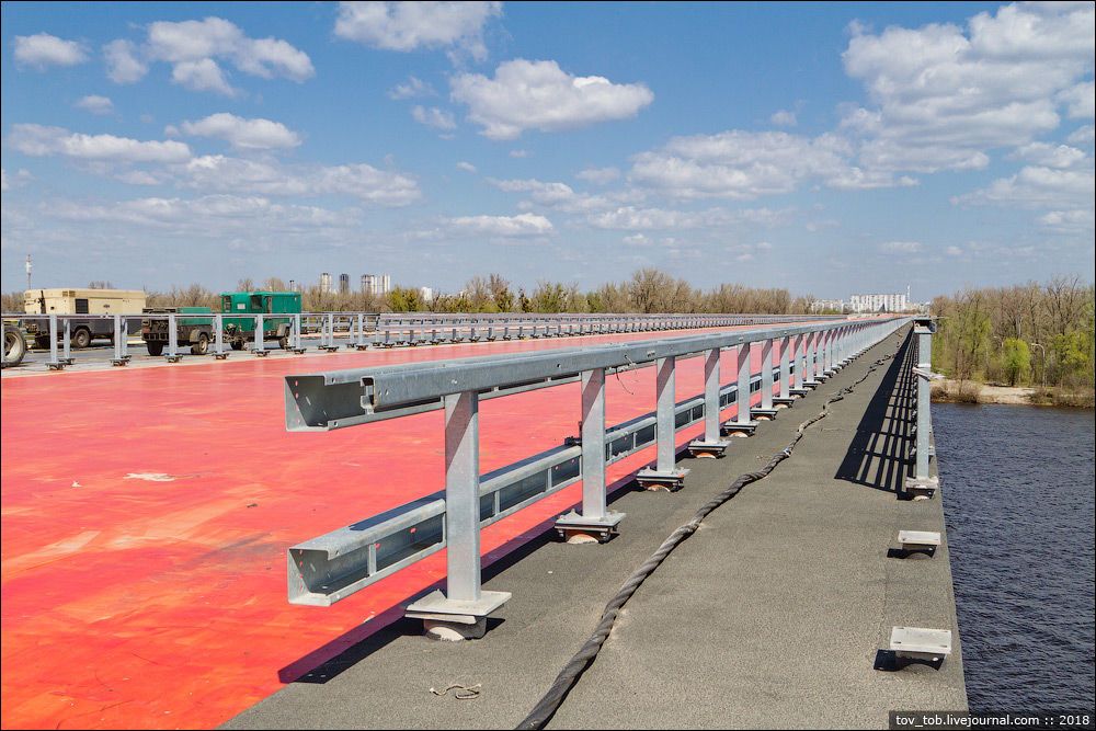 мост на Троещину