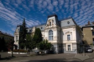 В'язниця для особливих дітей. На Львівщині діє інтернат, де вихованців тримають немов у пеклі
