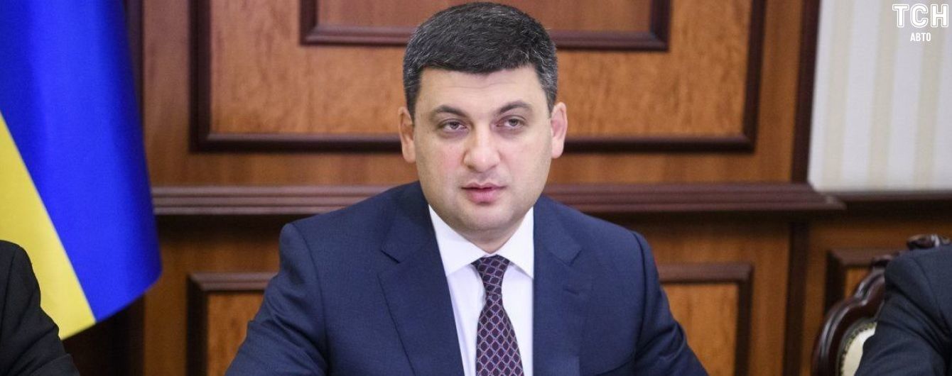 Премьер обещал усложнить жизнь нарушителям ПДД