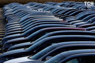 В Украине растаможили рекордное количество подержанных авто. Статистика