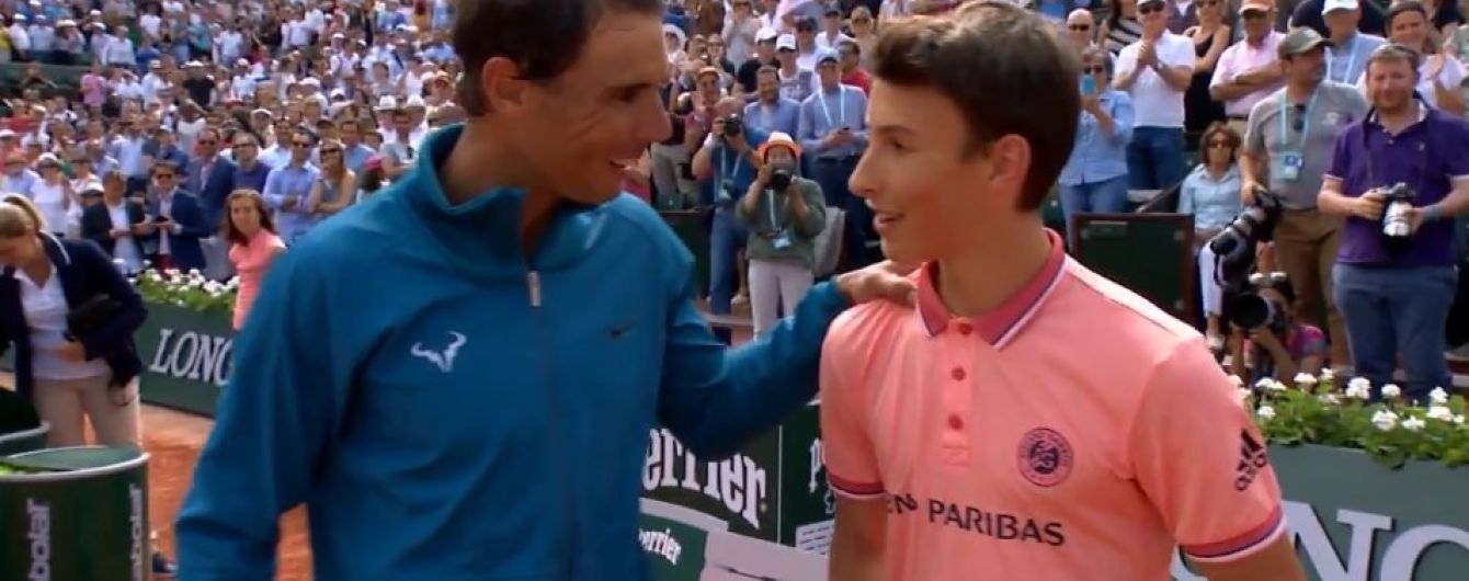 Первая ракетка мира Надаль исполнил давнюю мечту болбоя после матча на Roland Garros