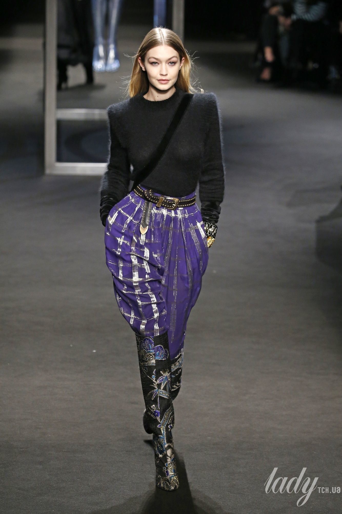 Коллекция Alberta Ferretti прет-а-порте сезона осень-зима 2018-2019_8