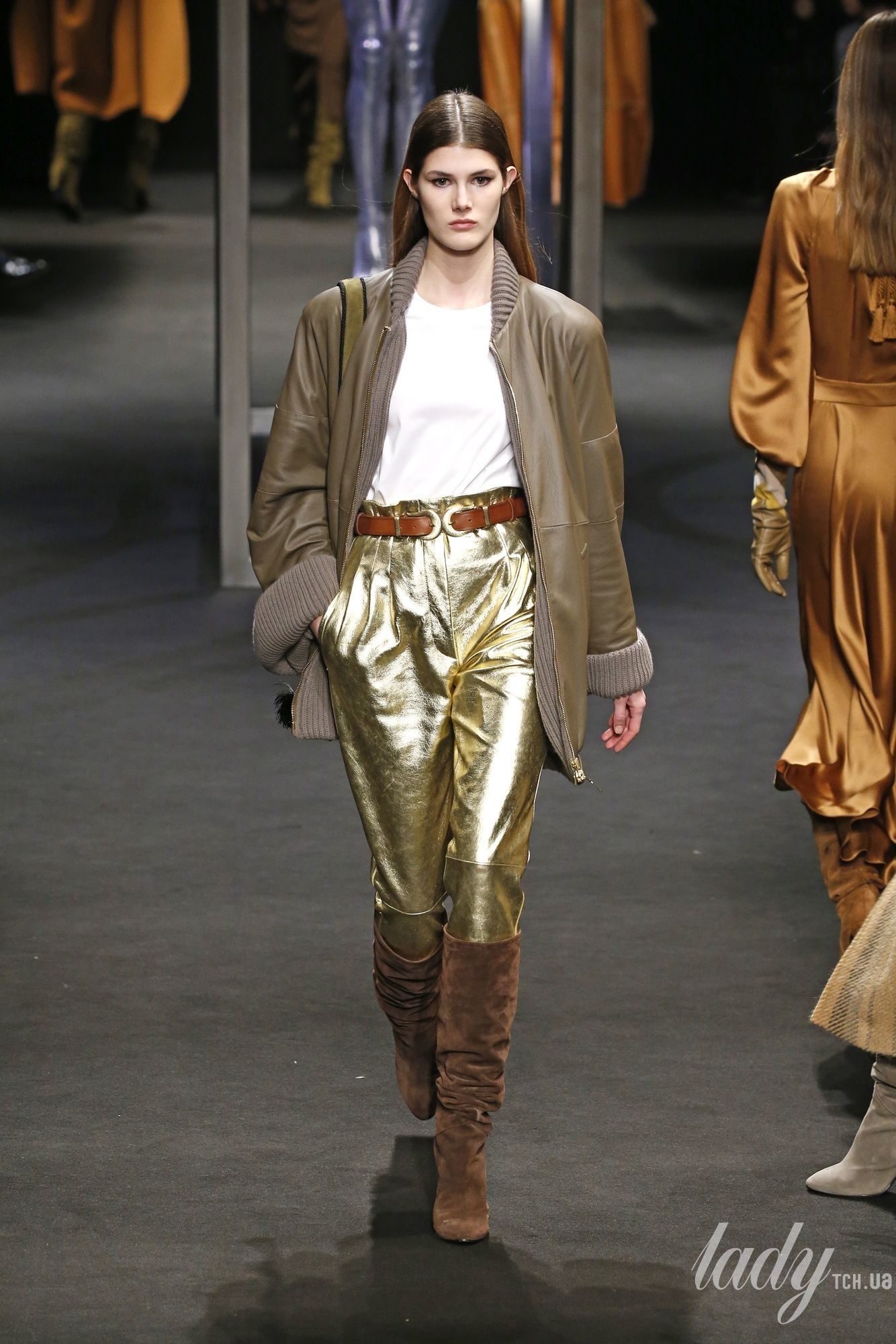 Коллекция Alberta Ferretti прет-а-порте сезона осень-зима 2018-2019_25