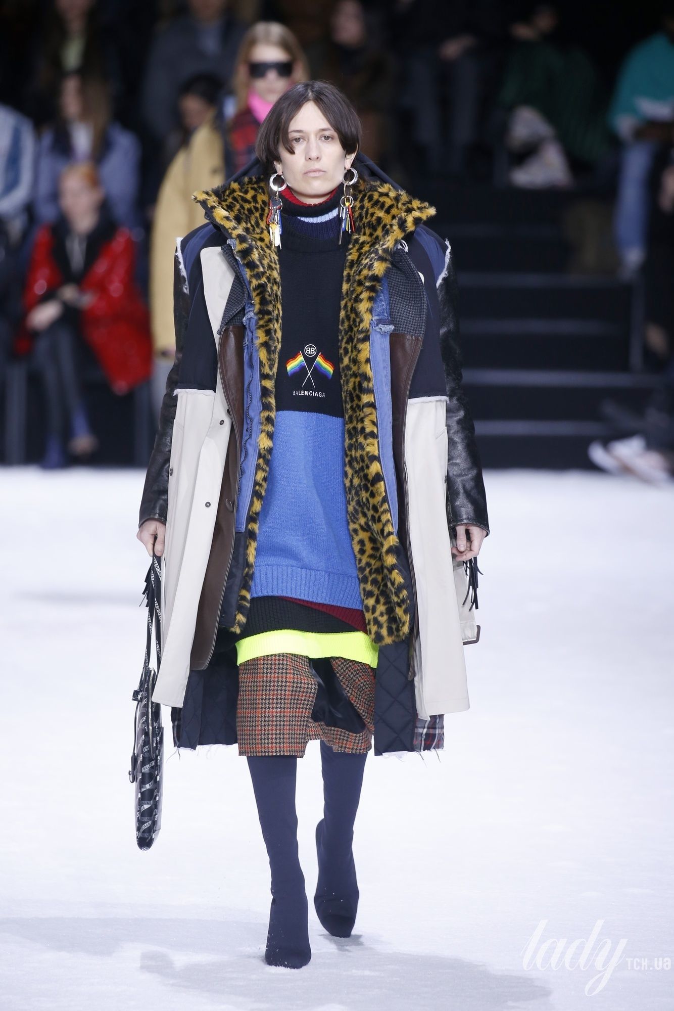 Коллекция Balenciaga прет-а-порте сезона осень-зима 2018-2019_61