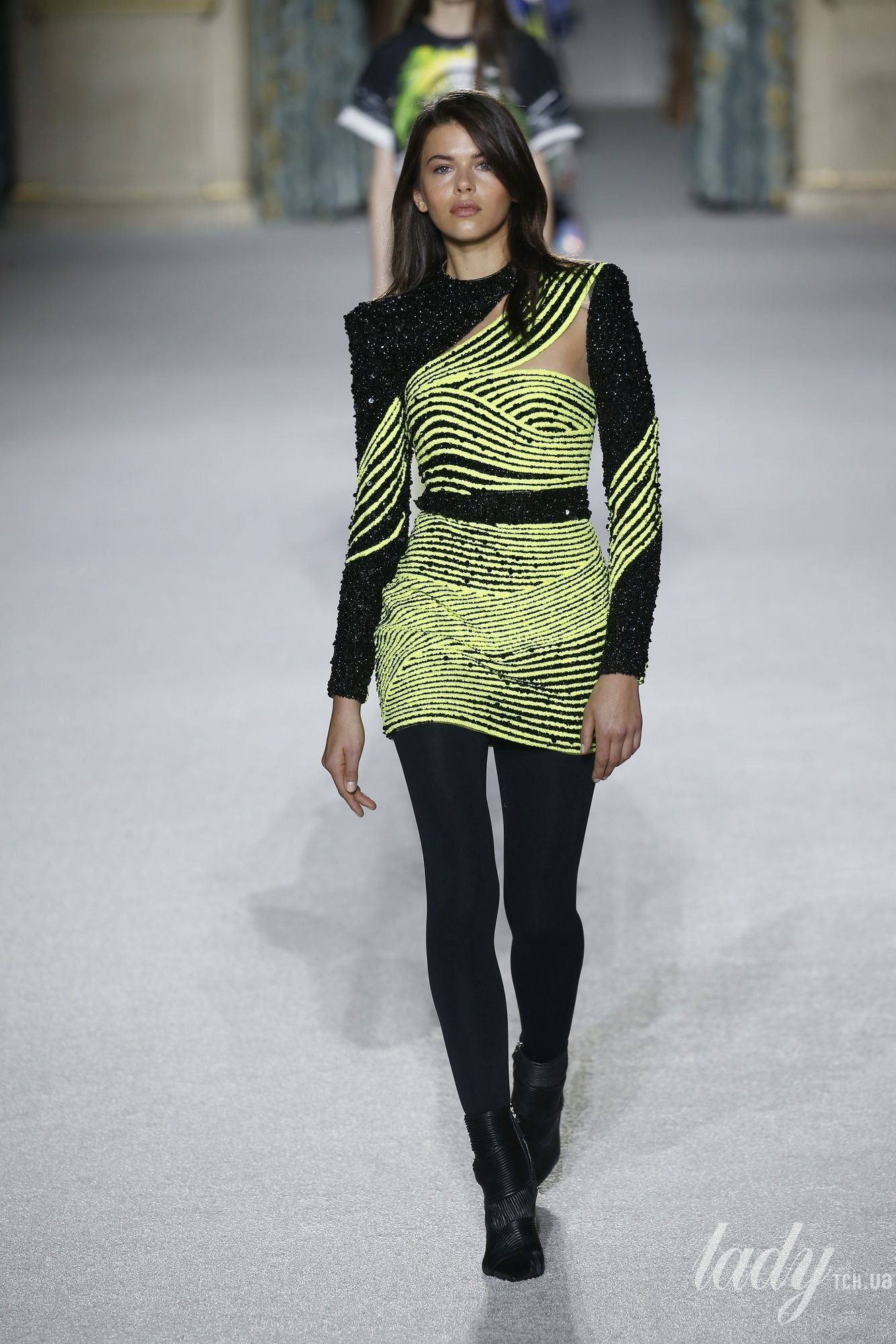 Коллекция Balmain прет-а-порте сезона осень-зима 2018-2019_52