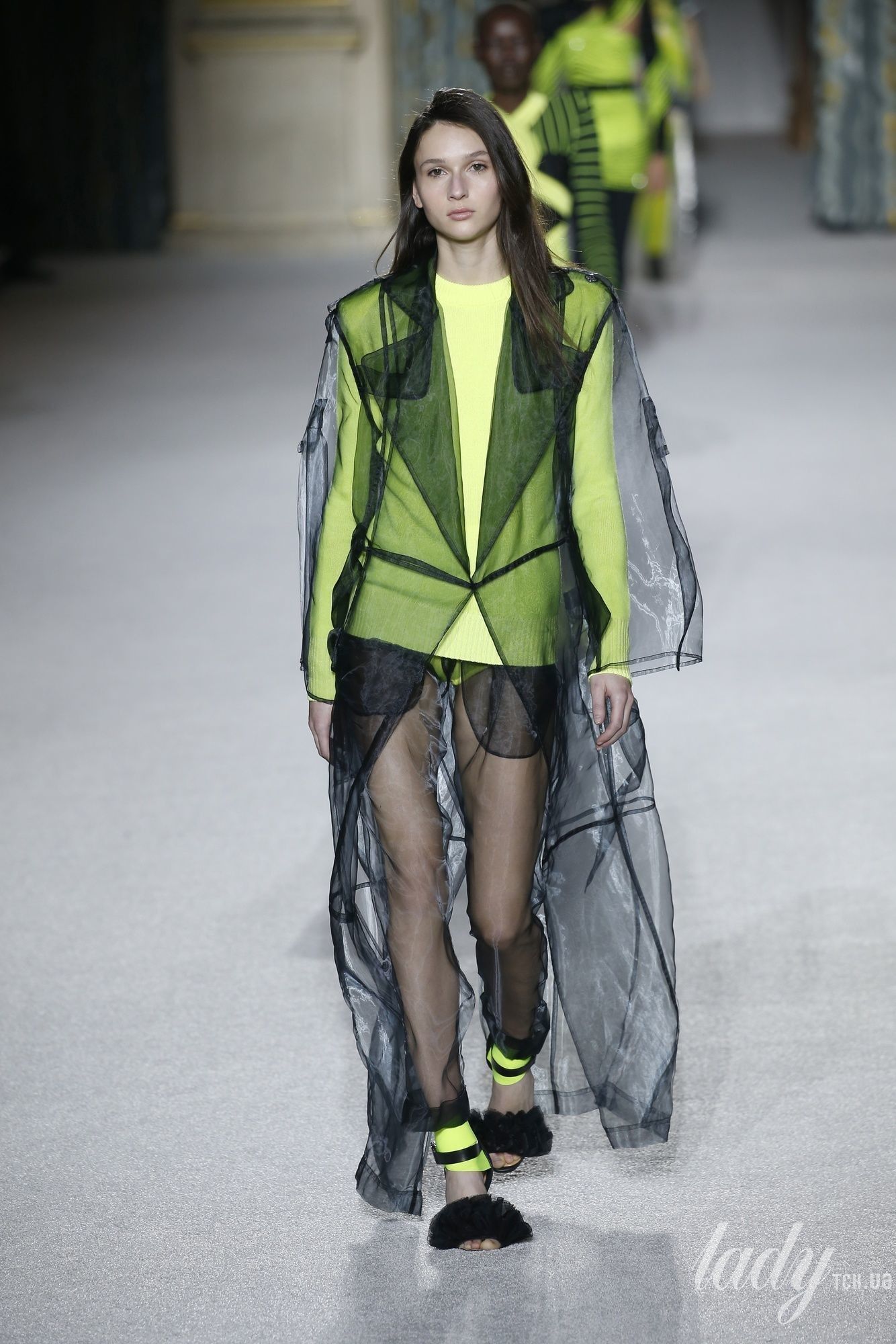 Коллекция Balmain прет-а-порте сезона осень-зима 2018-2019_50