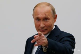Путін зібрав Раду безпеки після розмови із Порошенком