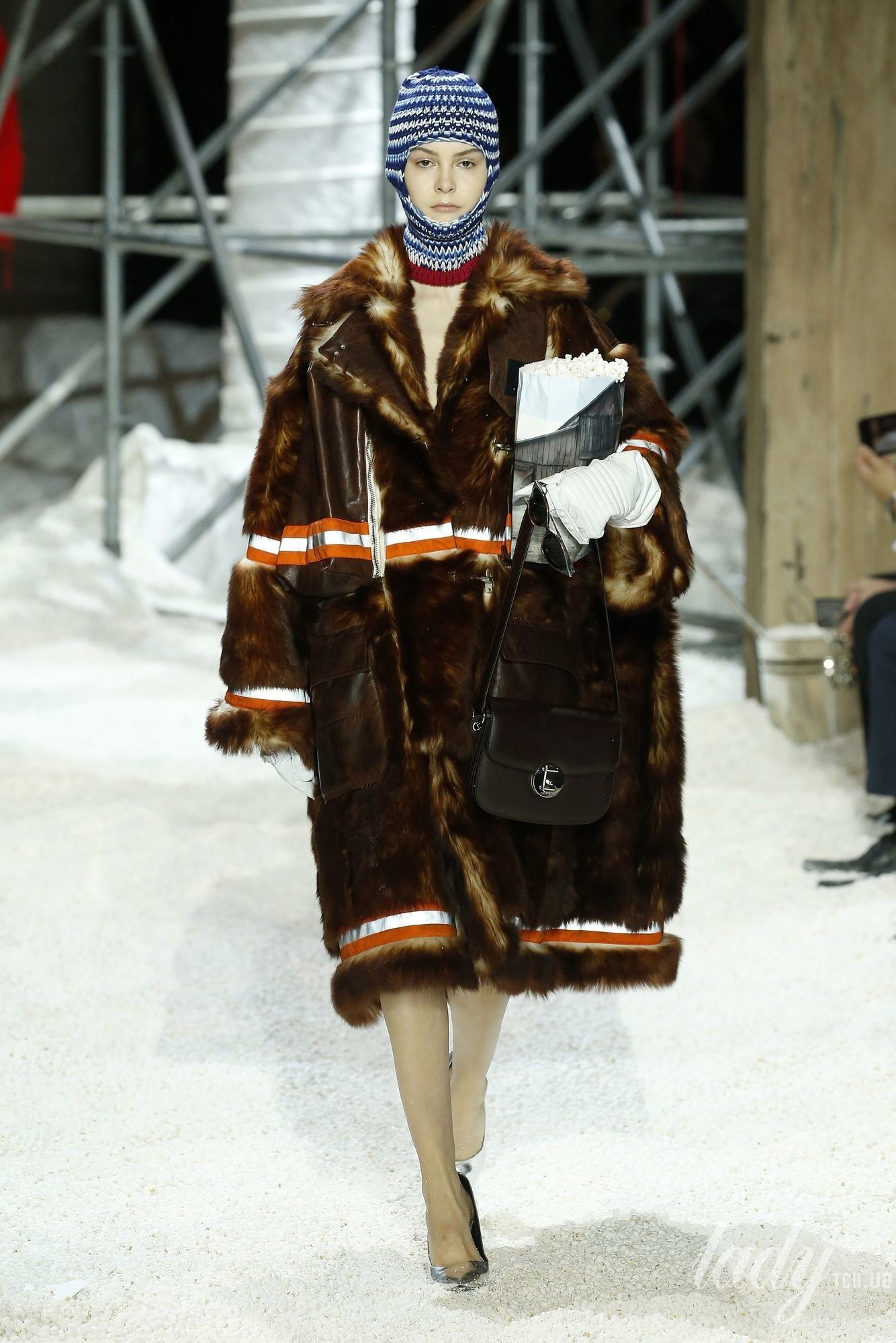 Коллекция Calvin Klein прет-а-порте сезона осень-зима 2018-2019_63