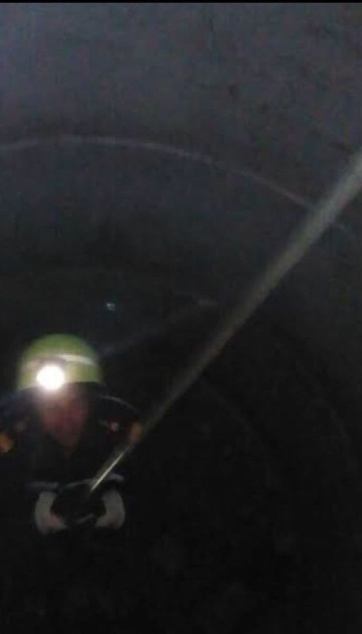 На Дніпропетровщині шпиталізували підлітка, який впав у бетонний колодязь