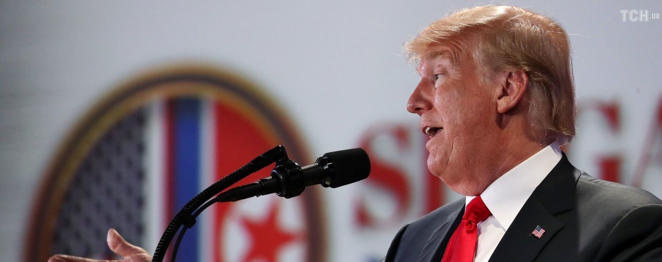 Трамп назвал глупыми своих помощников, советовавших ему не звонить Путину - СМИ