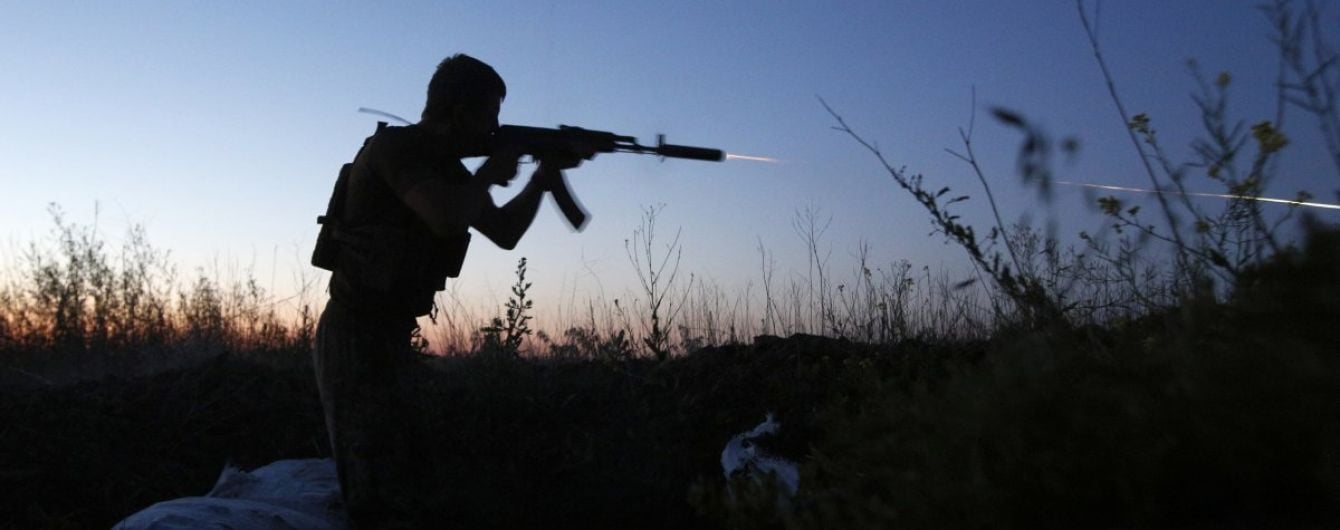 На Донбассе трое украинских военных получили ранения
