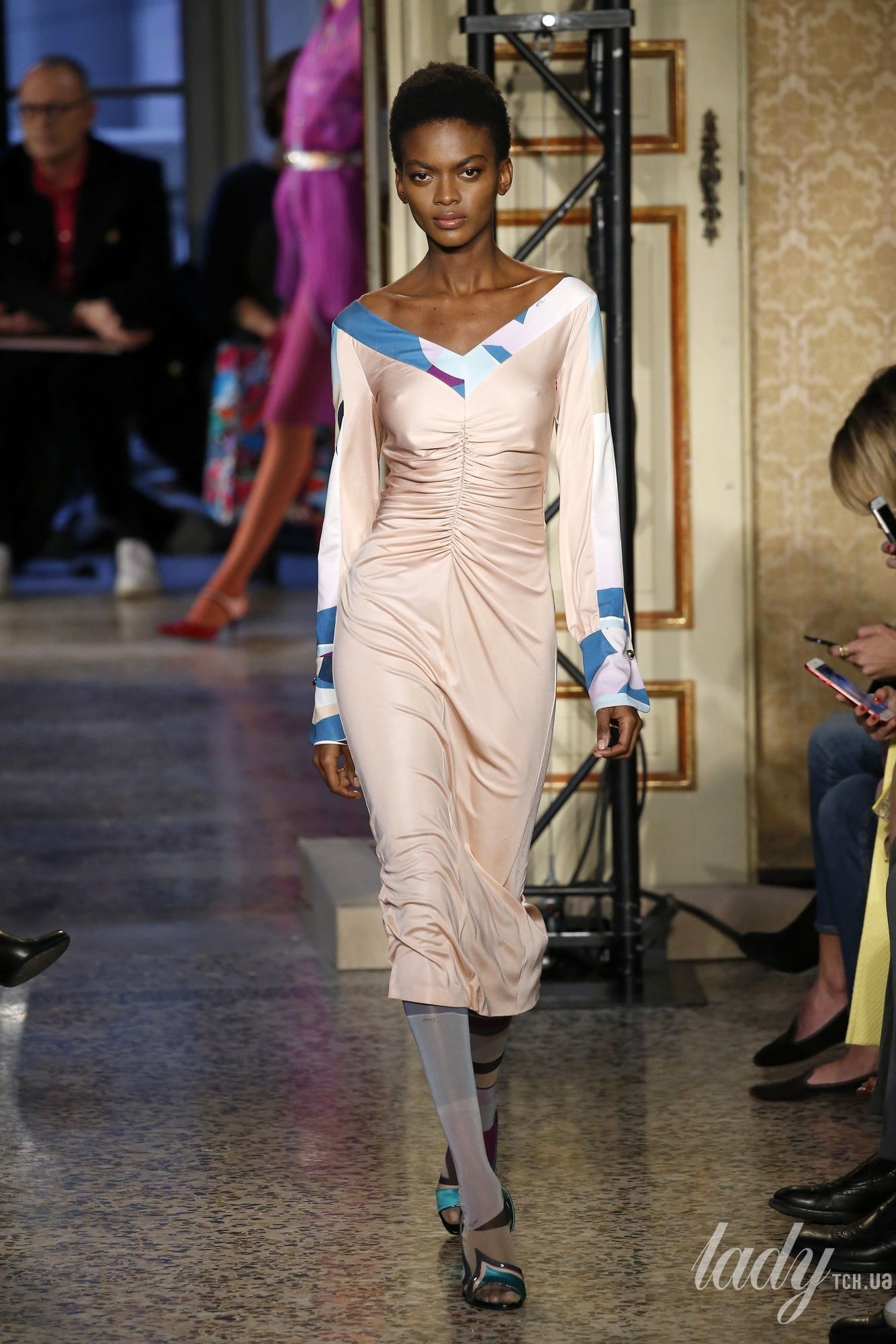 Коллекция Emilio Pucci прет-а-порте сезона осень-зима 2018-2019_10