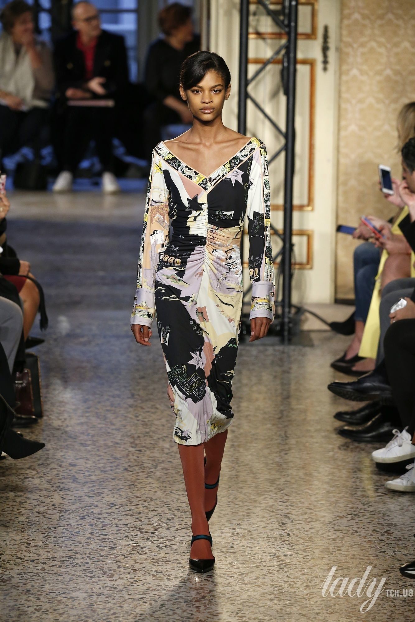 Коллекция Emilio Pucci прет-а-порте сезона осень-зима 2018-2019_25
