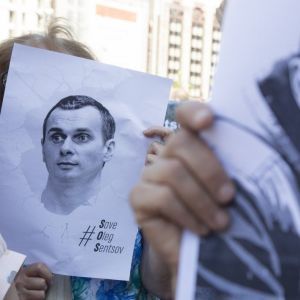 Сенцову вже три тижні не передають посилку з теплими речами - правозахисники