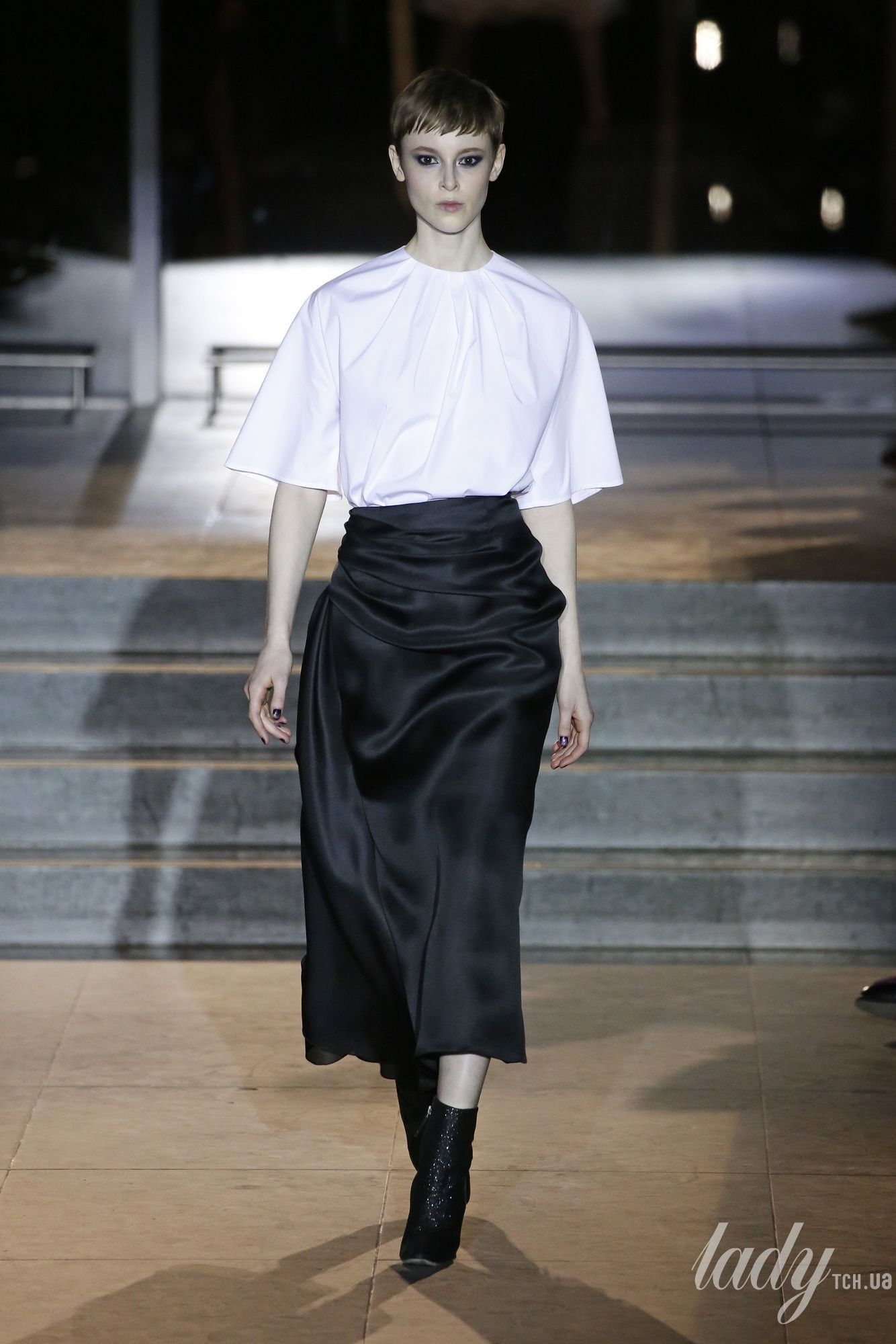 Коллекция Carolina Herrera прет-а-порте сезона осень-зима 2018-2019_1