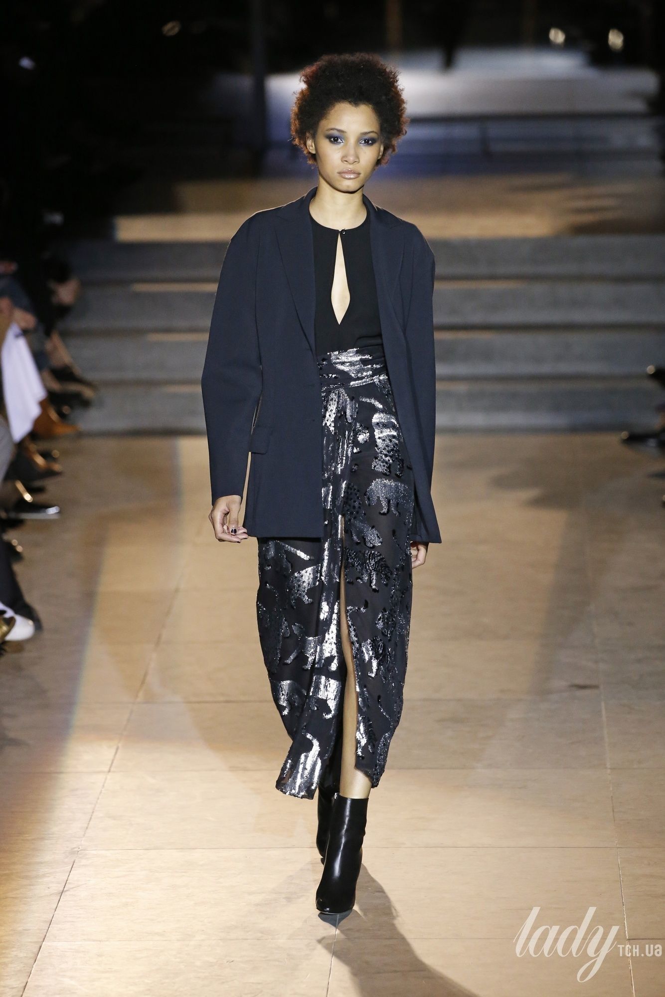 Коллекция Carolina Herrera прет-а-порте сезона осень-зима 2018-2019_11