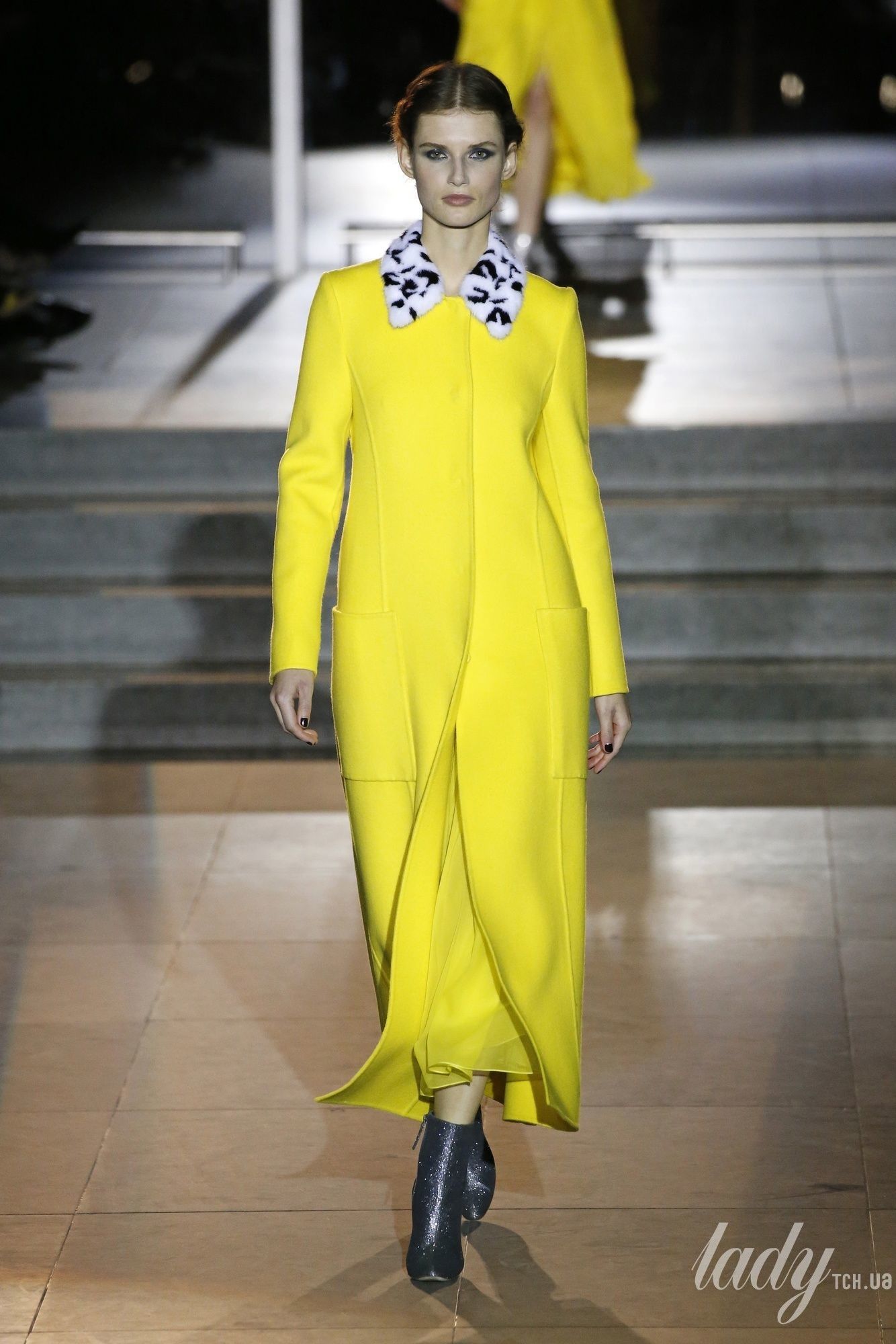 Коллекция Carolina Herrera прет-а-порте сезона осень-зима 2018-2019_9