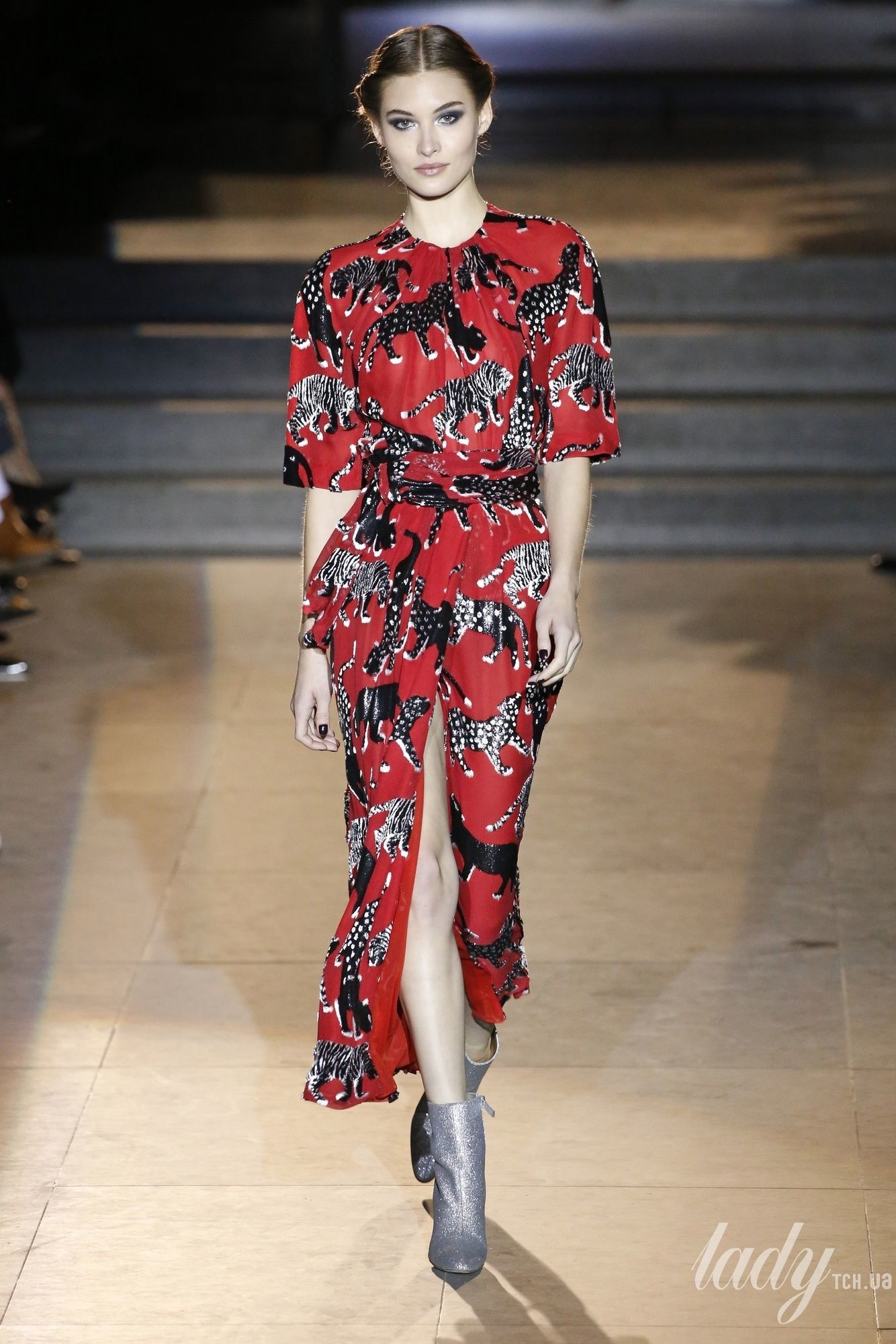 Коллекция Carolina Herrera прет-а-порте сезона осень-зима 2018-2019_15
