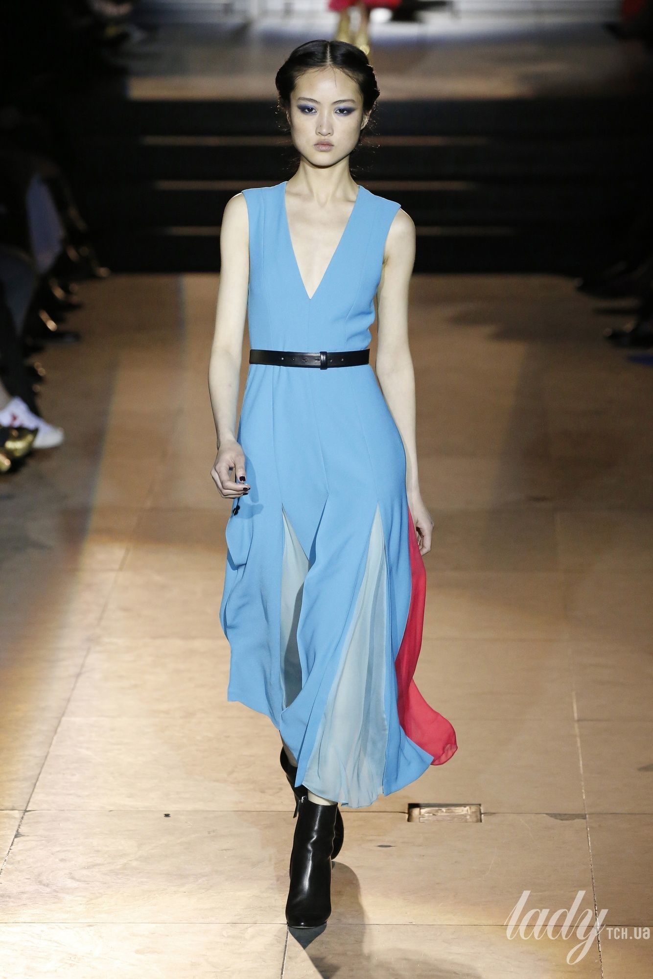 Коллекция Carolina Herrera прет-а-порте сезона осень-зима 2018-2019_23
